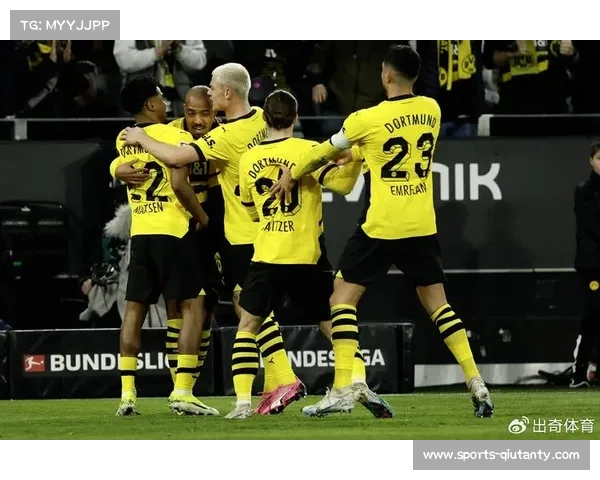 狼队前锋正式转会多特蒙德，透露选择德甲因父亲影响